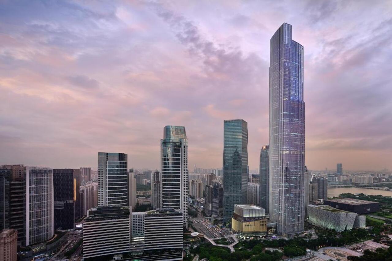 Rosewood Guangzhou, Enjoy Free Shuttle Bus Service Between The Hotel And The Canton Fair Complex During The Canton Fair Dış mekan fotoğraf